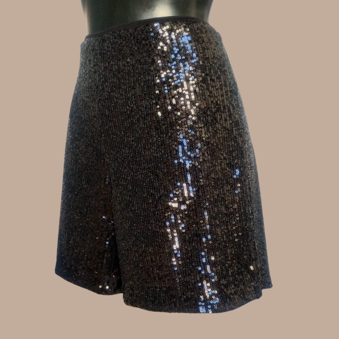 BARDOT shorts - size M